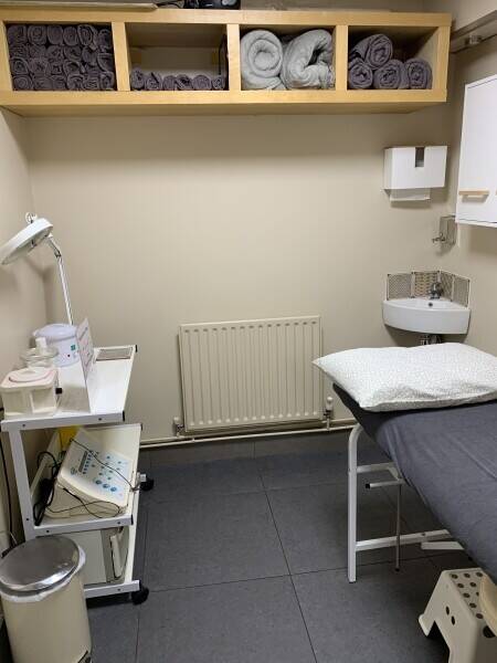 A Superb High Sales Beauty Salon in Beeston Town Centre. 'For Sale' Photo 5