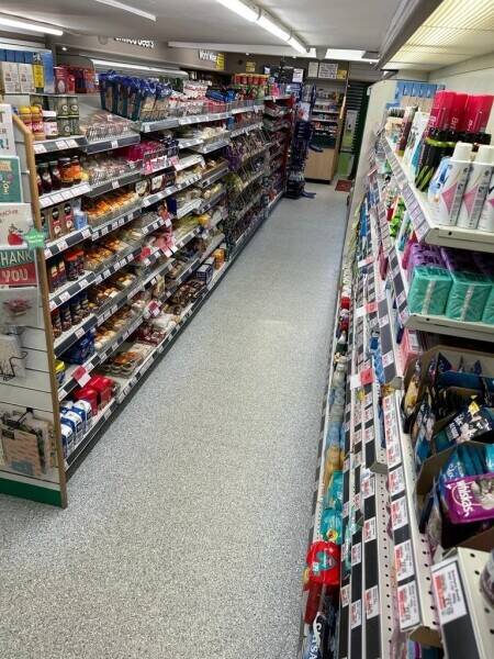 Traditional licenced convenience store located in the South Ayrshire town of Prestwick. (ref 1568) Photo 5