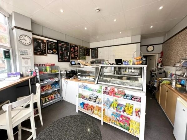 Leasehold Sandwich Bar Takeaway Located In Rugby Town Centre Photo 5