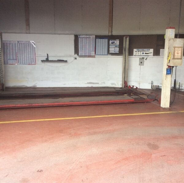 Long Established and Highly Reputable Garage/MOT Centre Photo 5