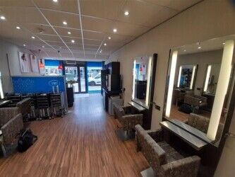 Hair Salons For Sale in Knaresborough Photo 5