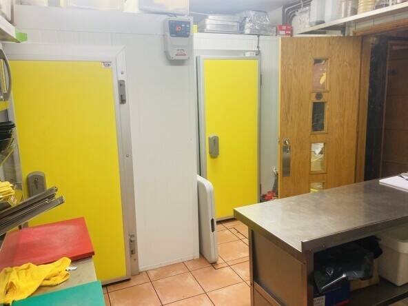 Turkish Restaurant for Sale in Wimbledon Photo 5