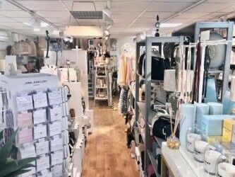Leasehold Home Furniture & Gift Store Located In St Ives Photo 5