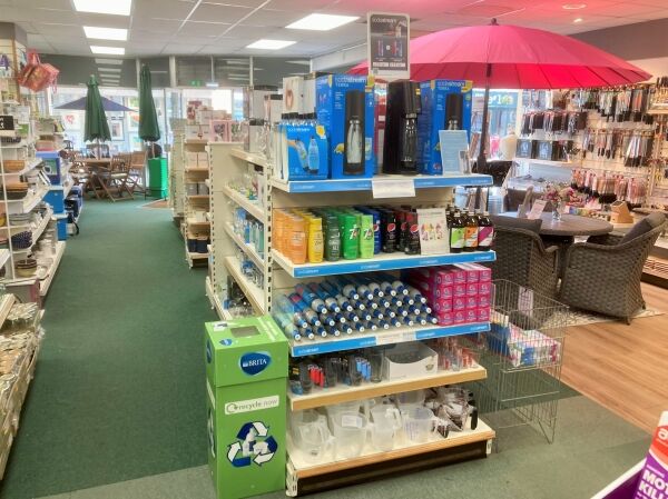 HOME & GARDEN STORE Photo 4
