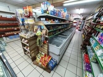 CONVENIENCE STORE / OFF LICENCE & GROCERIES EST.OVER 20 YEARS Photo 5
