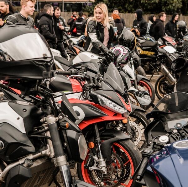 Motorcycle Centre & MOT Garage in London Photo 5