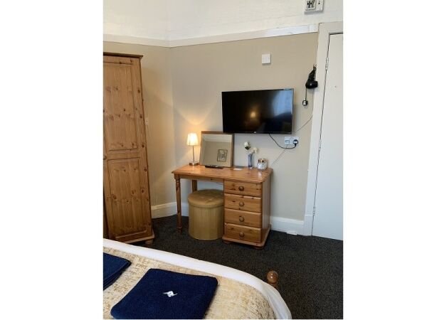 Well presented Guest House in Skegness for sale Photo 5