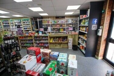 Established Convenience Store - Tottington Photo 5