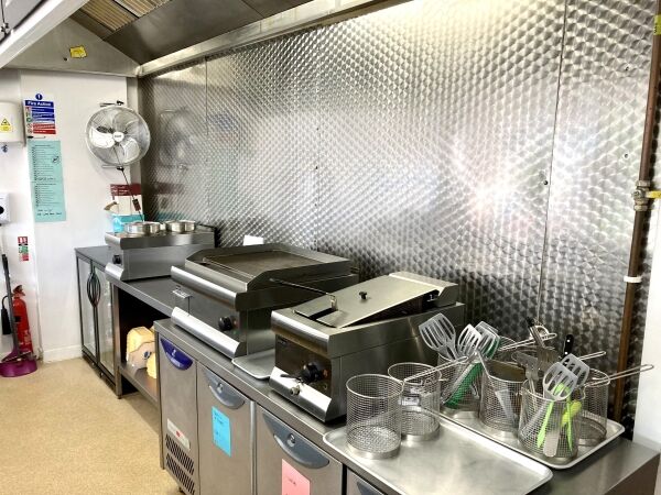 FISH & CHIP TAKEAWAY Photo 5