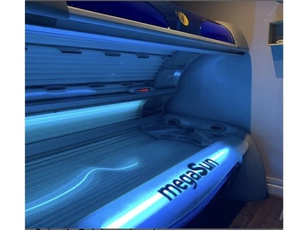 Well established beauty and tanning salon for sale Photo 5