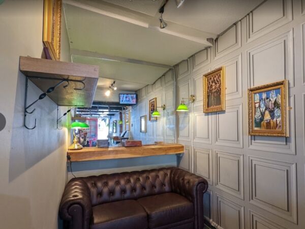 Well presented barbershop for sale Photo 5