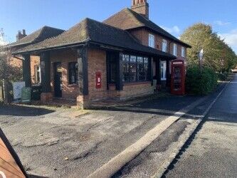 Newly Est. Farmhouse Coffee Shop with General Store in affluent Stockcross village near Newbury Photo 5