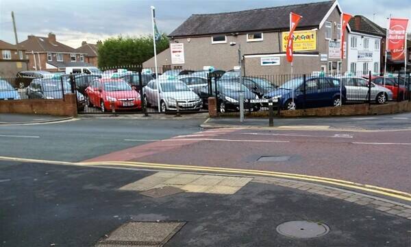 WELL-ESTABLISHED USED CAR DEALERSHIP, WORKSHOP & TYREBAY Photo 5