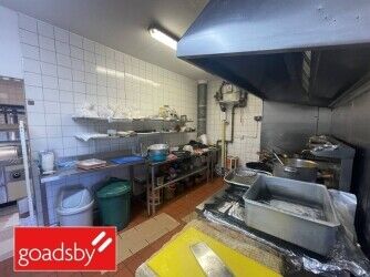 Well Established Takeaway in Marchwood Village Centre Photo 5
