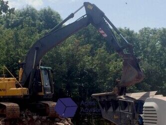 Thriving Waste Management Business with 40-Year Legacy - Prime Location and Eco-Friendly Operations Photo 5