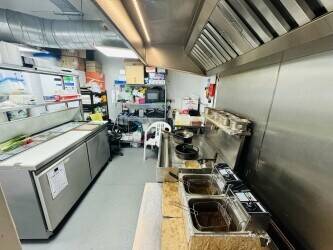 Chinese takeaway restaurant in Canning Town Photo 5