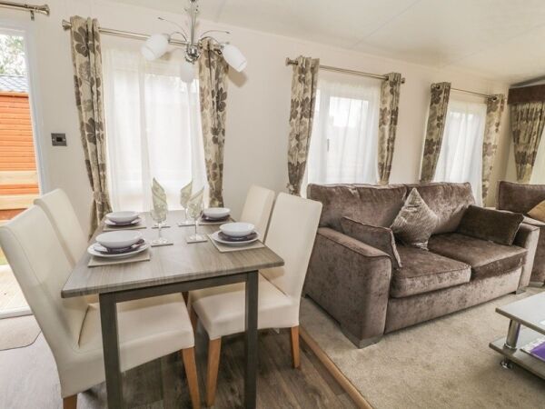 Twin Holiday Lodges For Sale Photo 5