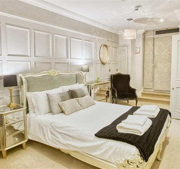 BOUTIQUE HOTEL AND CAFÉ Photo 5