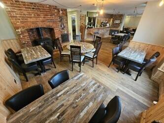 Exceptionally Well Equipped & Presented 100 Cover Town Centre Restaurant & Bar Premises Photo 5