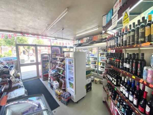 Leasehold Off-Licence Located In Solihull Photo 5