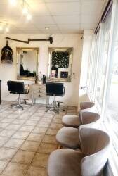Busy salon for sale in dunstable