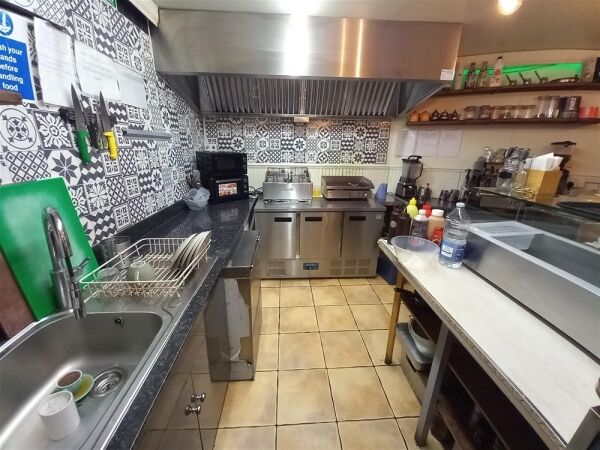 Cafe & Sandwich Bars For Sale in Oakham Photo 5