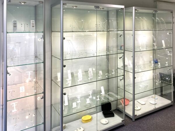 JEWELLERY & GIFTS Photo 5