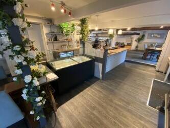 SUPERB STYLISH CAFE BISTRO IN PRIME VILLAGE LOCATION NEAR CHESTER Photo 5