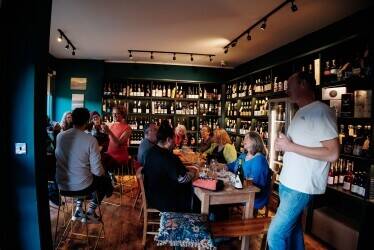 Wine Shop/ Bar for sale in Hastings Photo 6