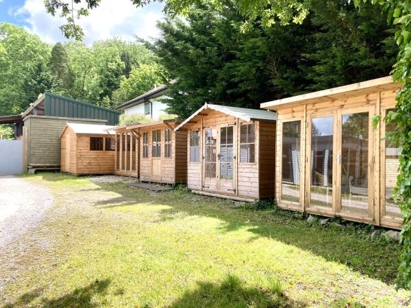GARDEN BUILDING RETAIL/SUPPLY & INSTALLATION Photo 5