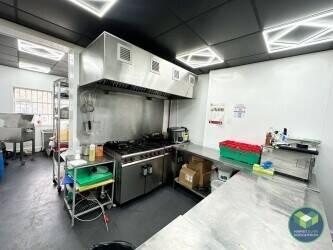 HOT FOOD TAKEAWAY: PENKETH, WARRINGTON: Photo 5