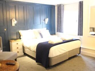SUFFOLK - TOWN CENTRE PUB & RESTAURANT WITH 4 EN SUITE LETTING BEDROOMS Photo 5