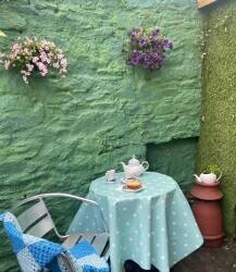 Award Winning Tearoom with 2 Bedroom Accommodation For Sale in the English Riviera Photo 5