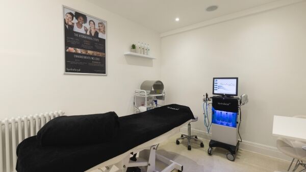 *** OFFERS INVITED *** to be received by noon on *** Friday 20th June 2025 *** Photo 5