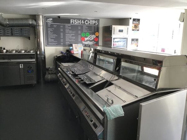 SUPERB FREEHOLD FISH & CHIP SHOP, NR ABERGAVENNY Photo 5