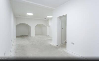 PRIME LOCATION - BARBERSHOP - SPITALFIELDS MARKET - 2 floors PRIME LOCATION - BARBERSHOP - SPITALFIELDS MARKET - 2 floors