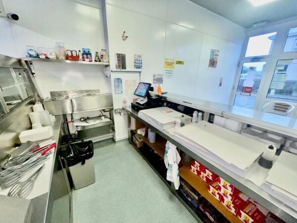 Leasehold Fish & Chip Shop Takeaway Located In St Austell Photo 5