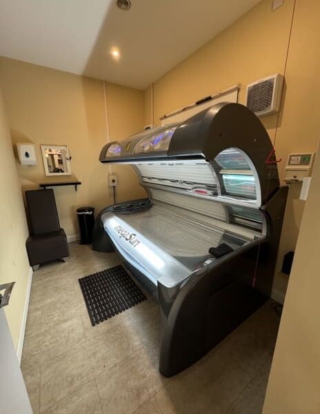 Hair and Beauty Salon with Barber Shop and Sun Beds, Inverness Photo 5