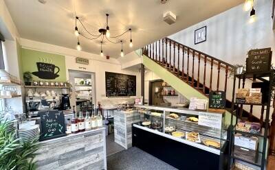GREAT LOCATION. BUSY, ESTABLISHED CAFÉ & COFFEE SHOP IN RETFORD ‘FOR SALE’ Photo 5