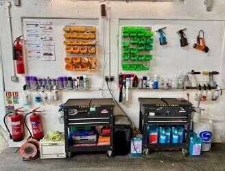 Independent Car Body Repair Centre Photo 5