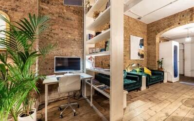 Thriving Café, Co-Working & Event Space in the Heart of Shoreditch Photo 3