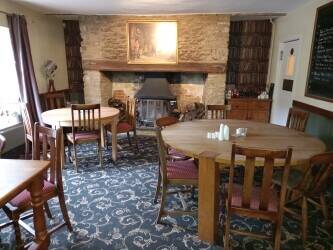 WILTSHIRE- M4 CORRIDOR COTSWOLDS FREE HOUSE Photo 5