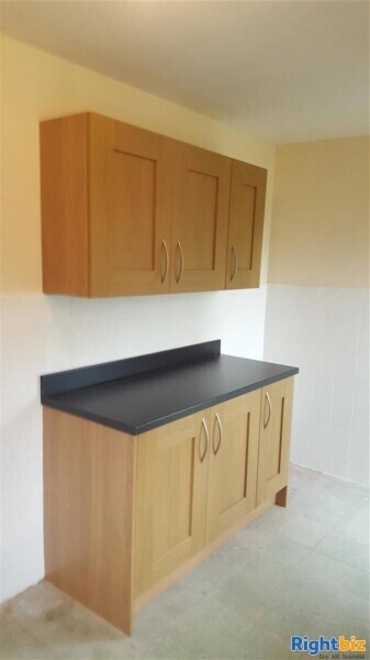 Retail Unit & Accomodation - WARWICKSHIRE Photo 5