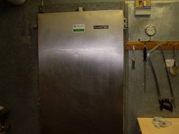 WHOLESALE BUTCHERS & CATERING SUPPLIES IN SOUTH WEST LONDON Photo 6