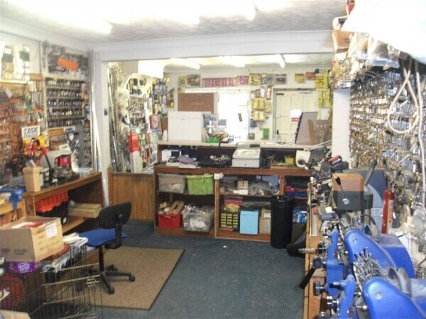 TOWN CENTRE LOCKSMITHS FOR SALE IN CAMBRIDGESHIRE Photo 6