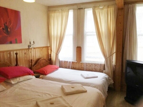Immaculately Presented 67 Bedroom Hotel Photo 6