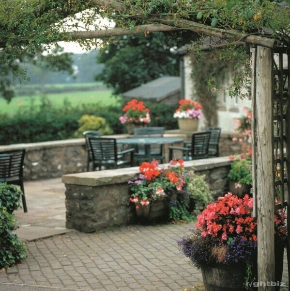 Business for Sale - The Whoop Hall Inn, Kirkby Lonsdale, LA6 2GY Photo 6