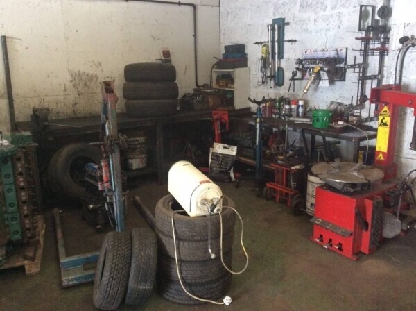 Reputable Car Repair and Service Centre Photo 6