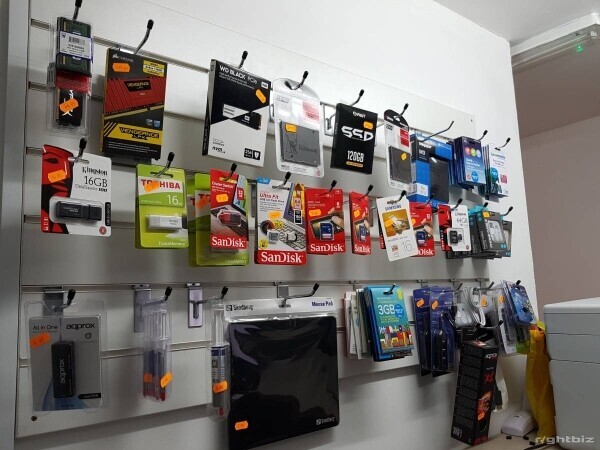 Computer shop and repair - Coventry - Holbrooks - well promoted still running business Photo 6