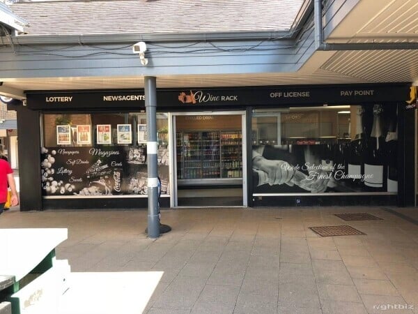 Long established thriving off licence and convenience store in a VERY busy shopping parade. Photo 1